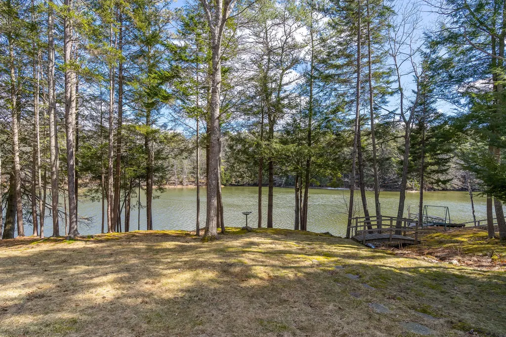 84 Whistlers Cove Road West Bath ME 04530