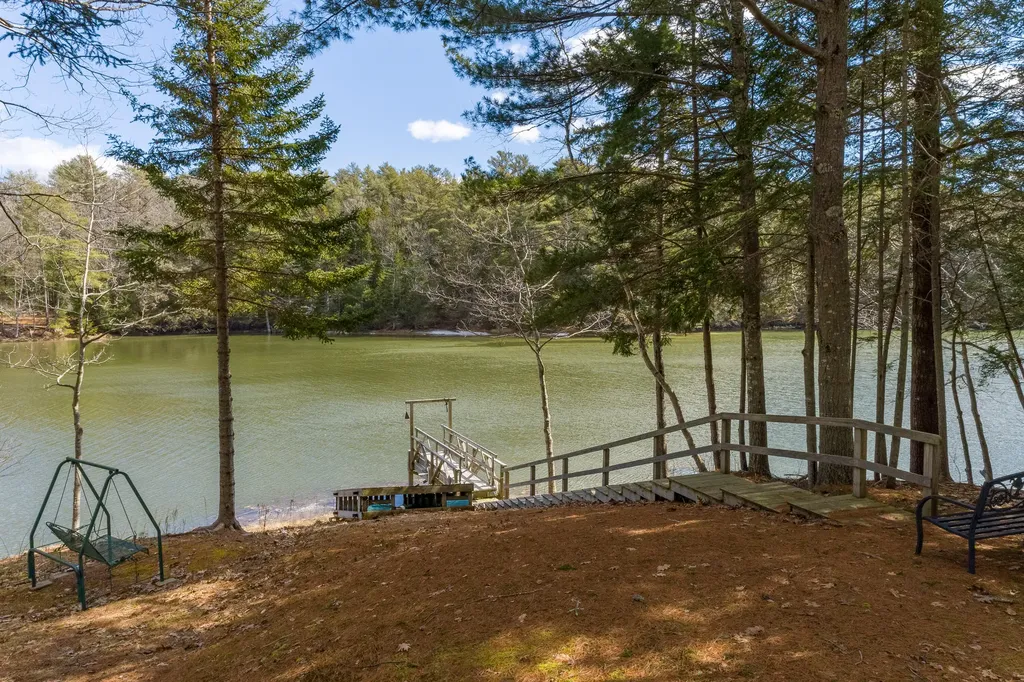 84 Whistlers Cove Road West Bath ME 04530