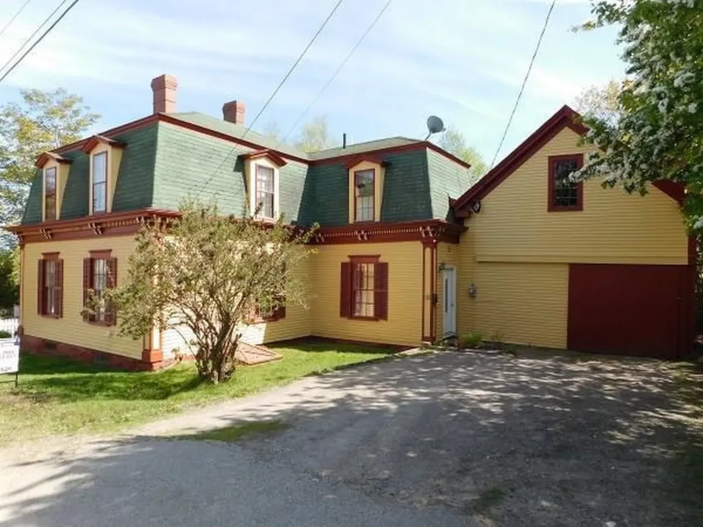 14 Key Street Eastport ME 04631