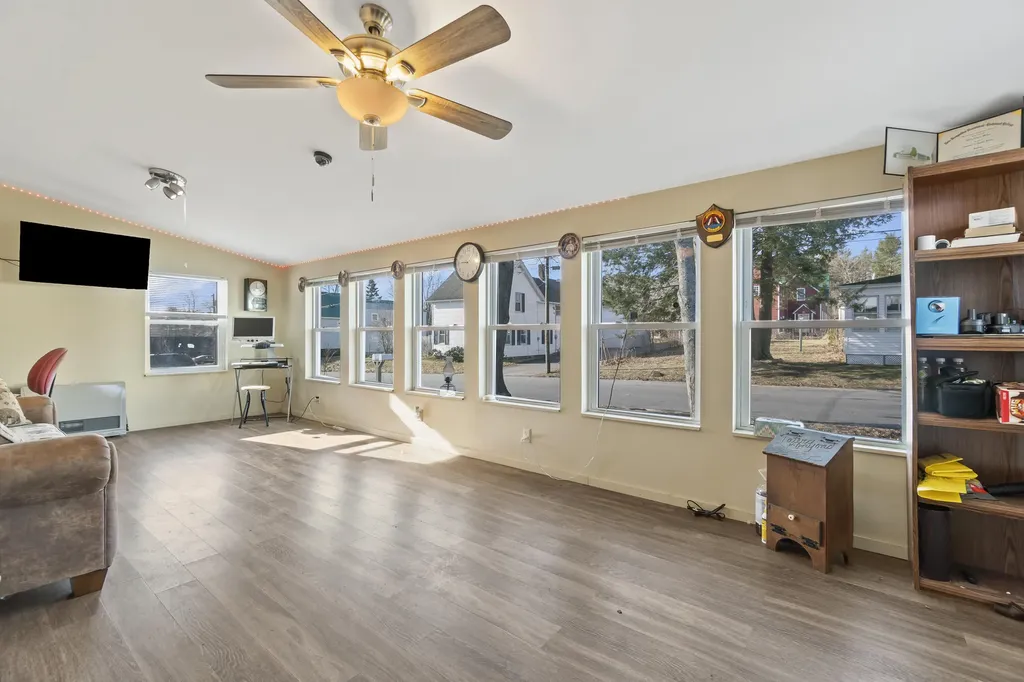 4 Franklin Street Lisbon ME 04250