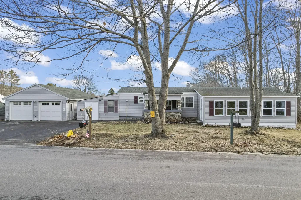 4 Franklin Street Lisbon ME 04250