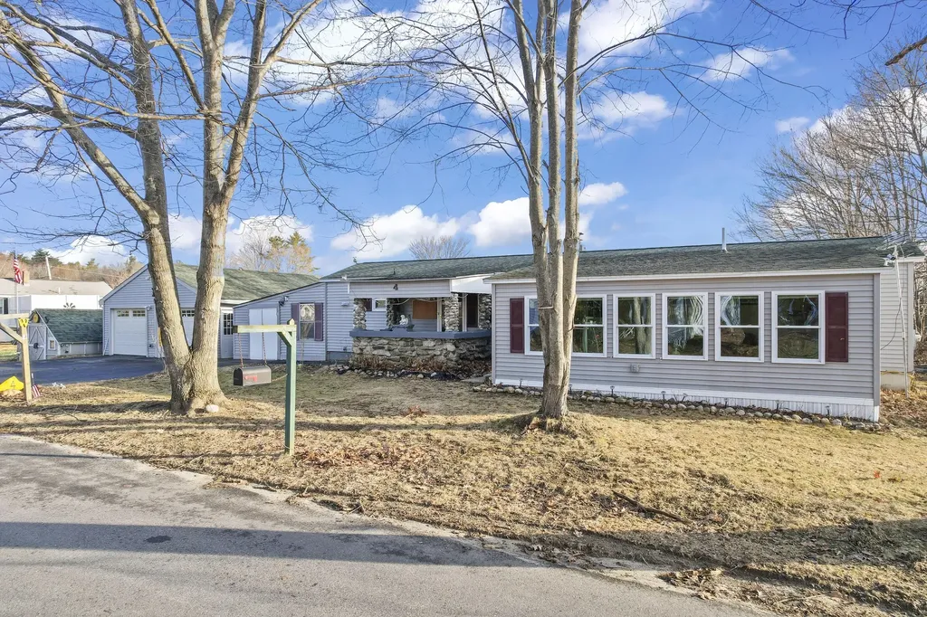 4 Franklin Street Lisbon ME 04250