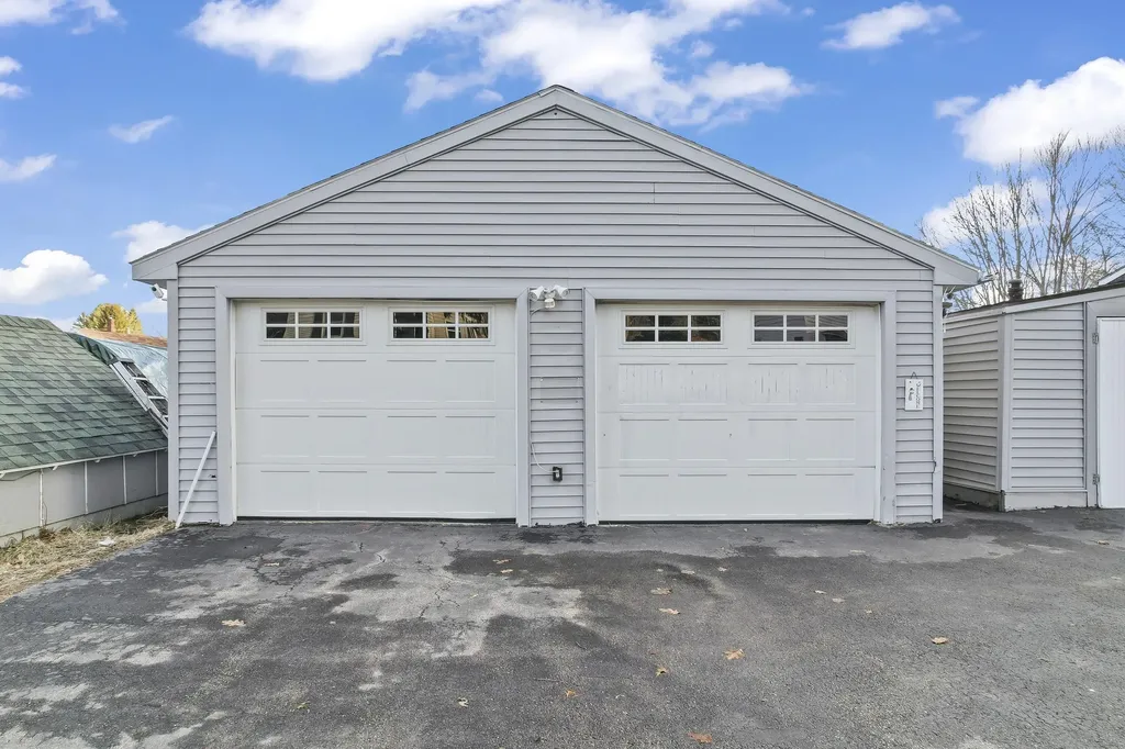 4 Franklin Street Lisbon ME 04250