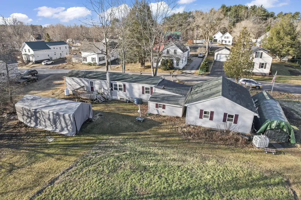 4 Franklin Street Lisbon ME 04250