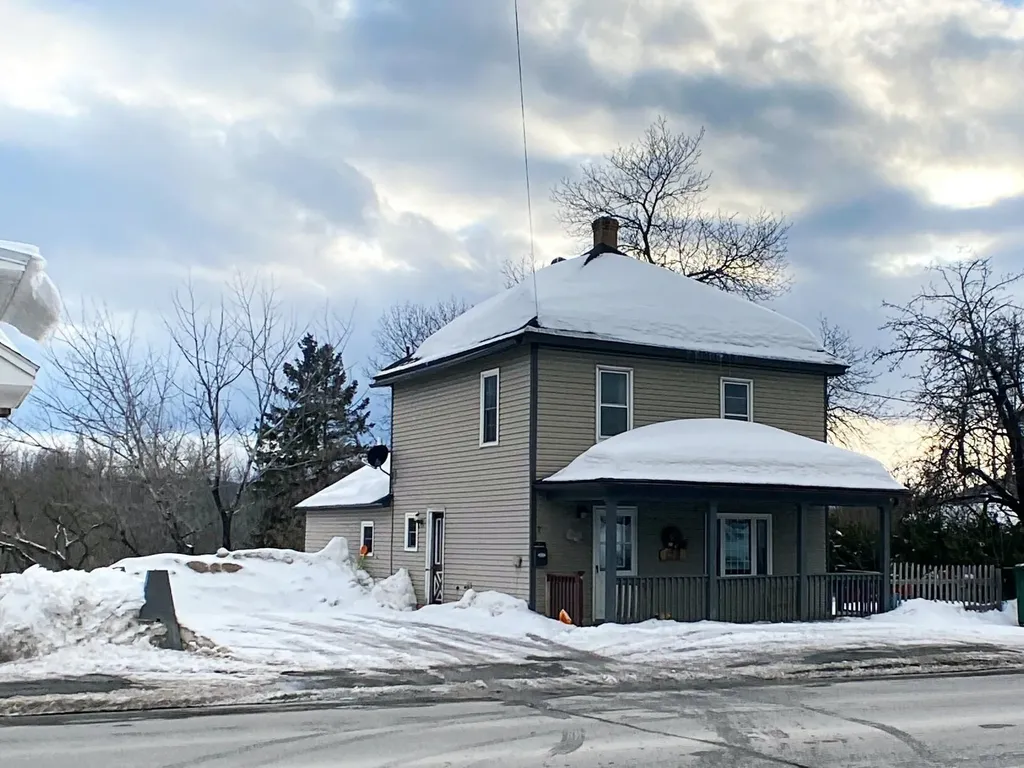 21 Market Street Fort Kent ME 04743