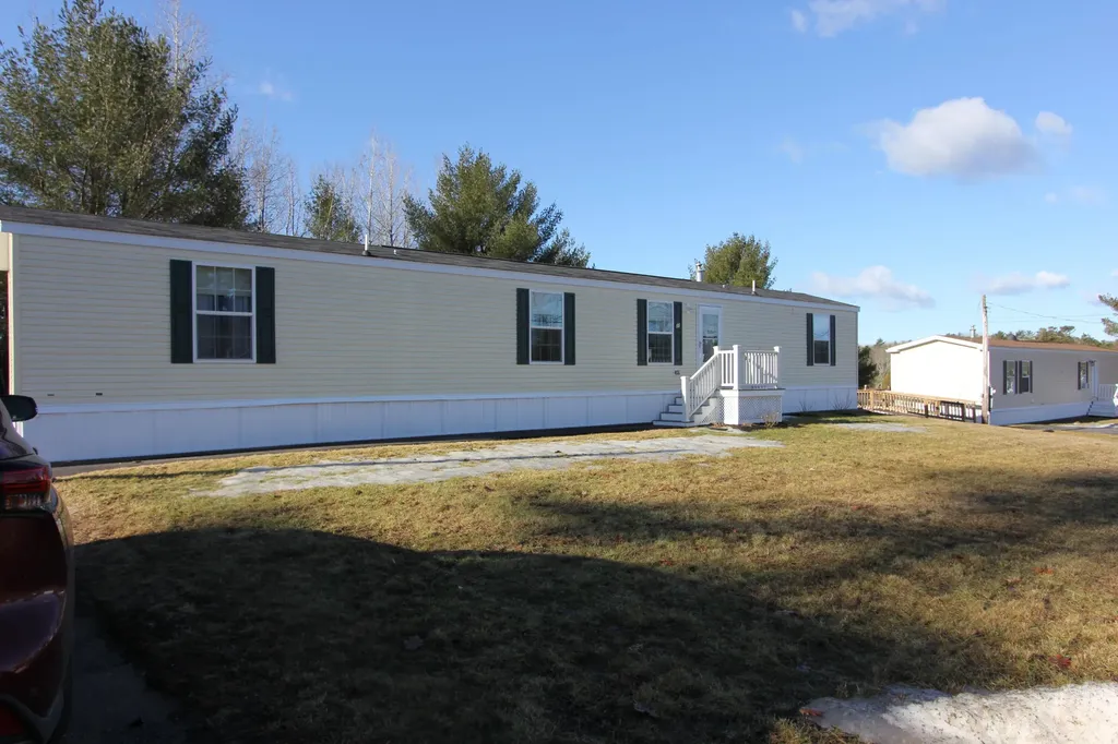 30 Begin Terrace Sabattus ME 04280
