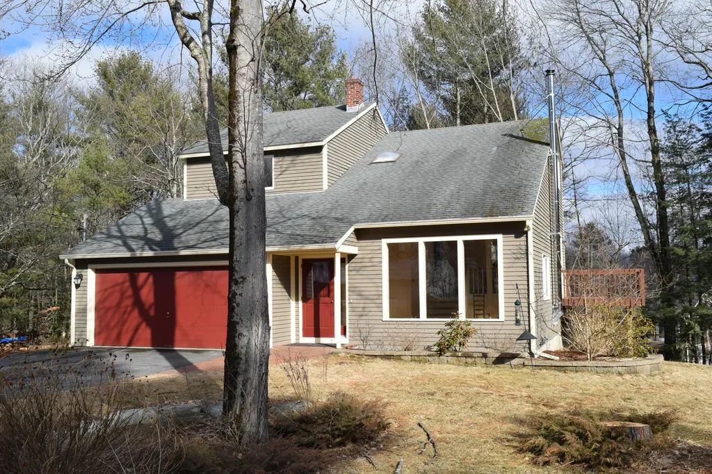 23 Sokokis Circle Topsham ME 04086