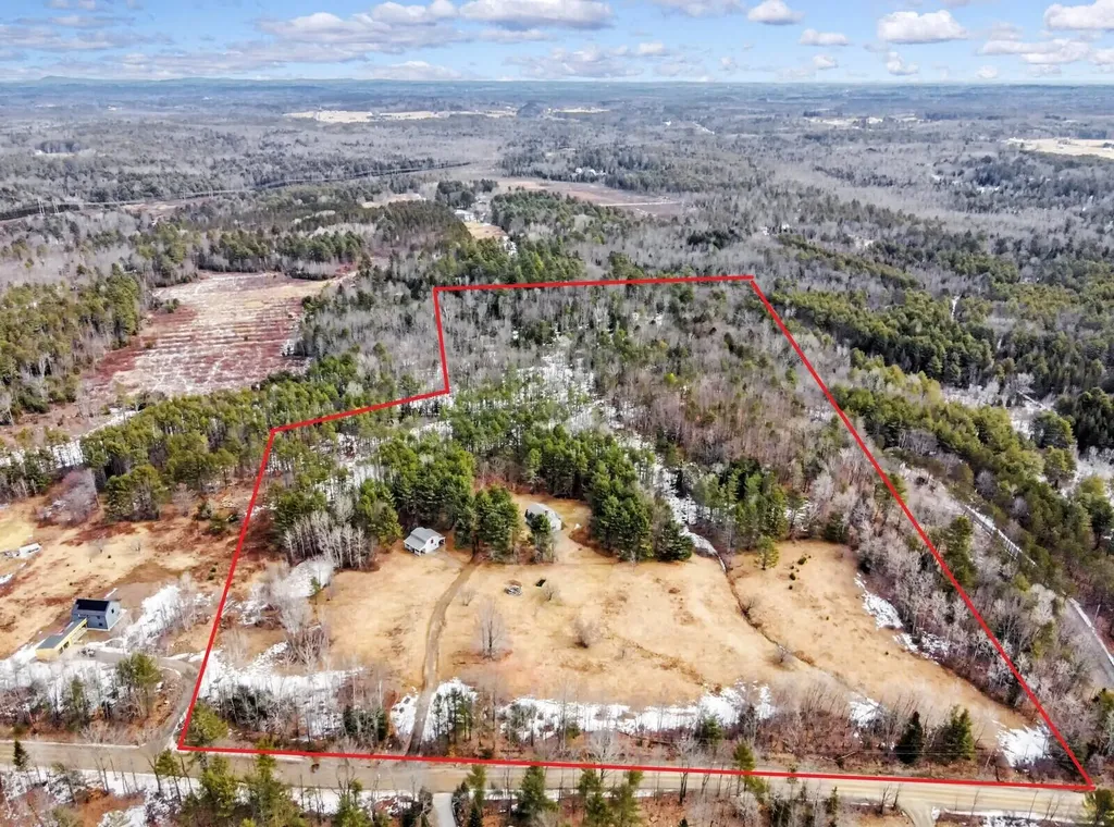 37 Upper Minot Road Pownal ME 04069