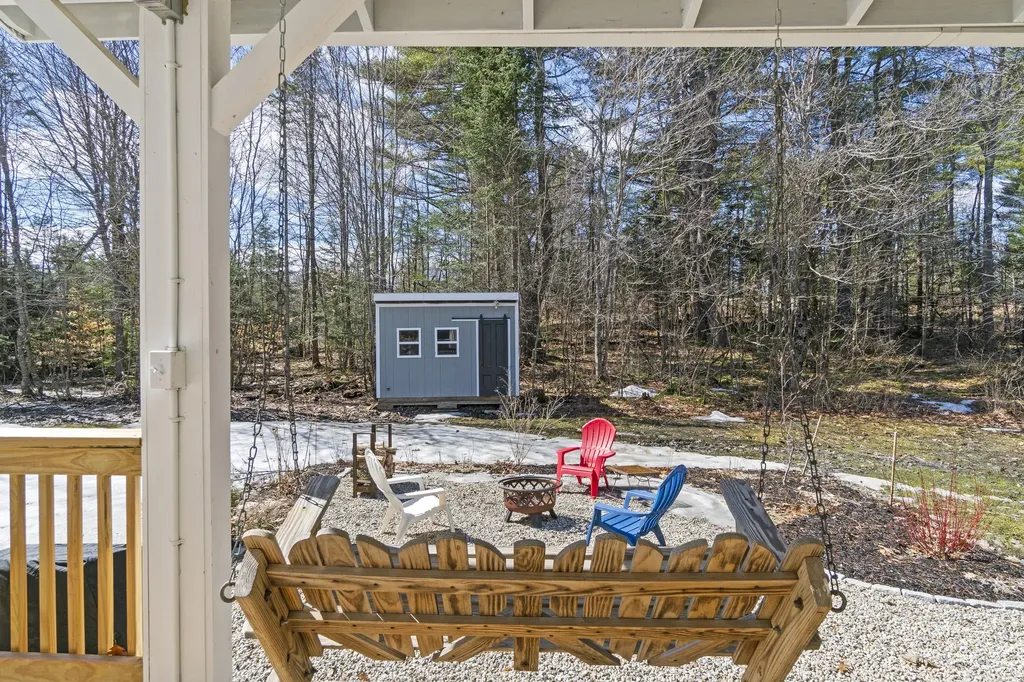 82 Bowie Hill Road Durham ME 04222
