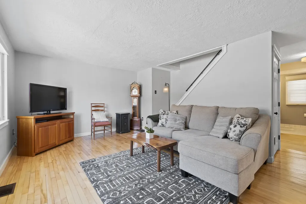 82 Bowie Hill Road Durham ME 04222