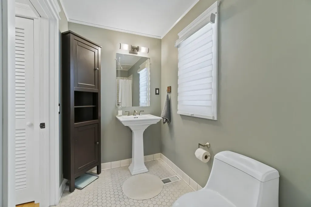82 Bowie Hill Road Durham ME 04222