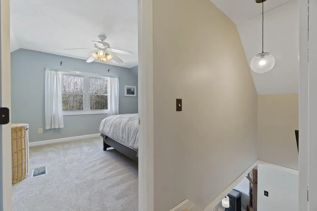 82 Bowie Hill Road Durham ME 04222