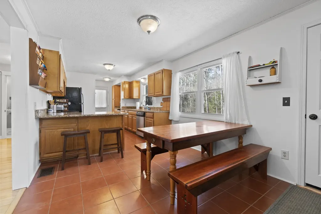 82 Bowie Hill Road Durham ME 04222