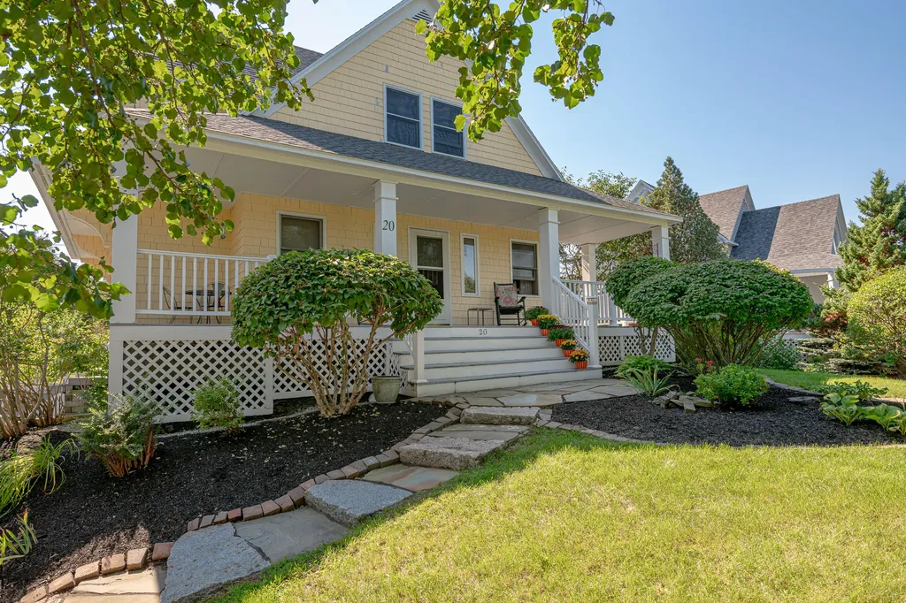 20 Willow Lane Portland ME 04102