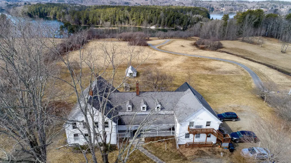 552 Main Street Damariscotta ME 04543