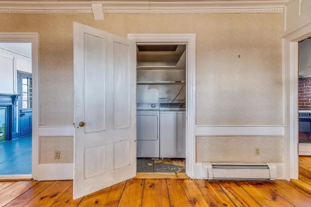 552 Main Street Damariscotta ME 04543