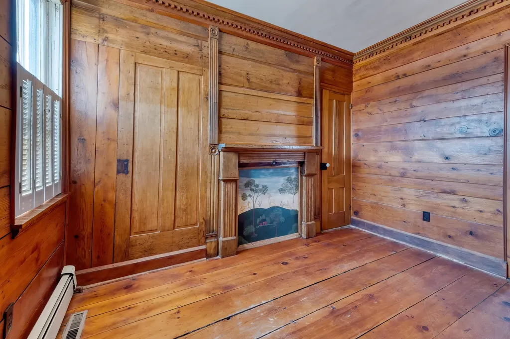 552 Main Street Damariscotta ME 04543