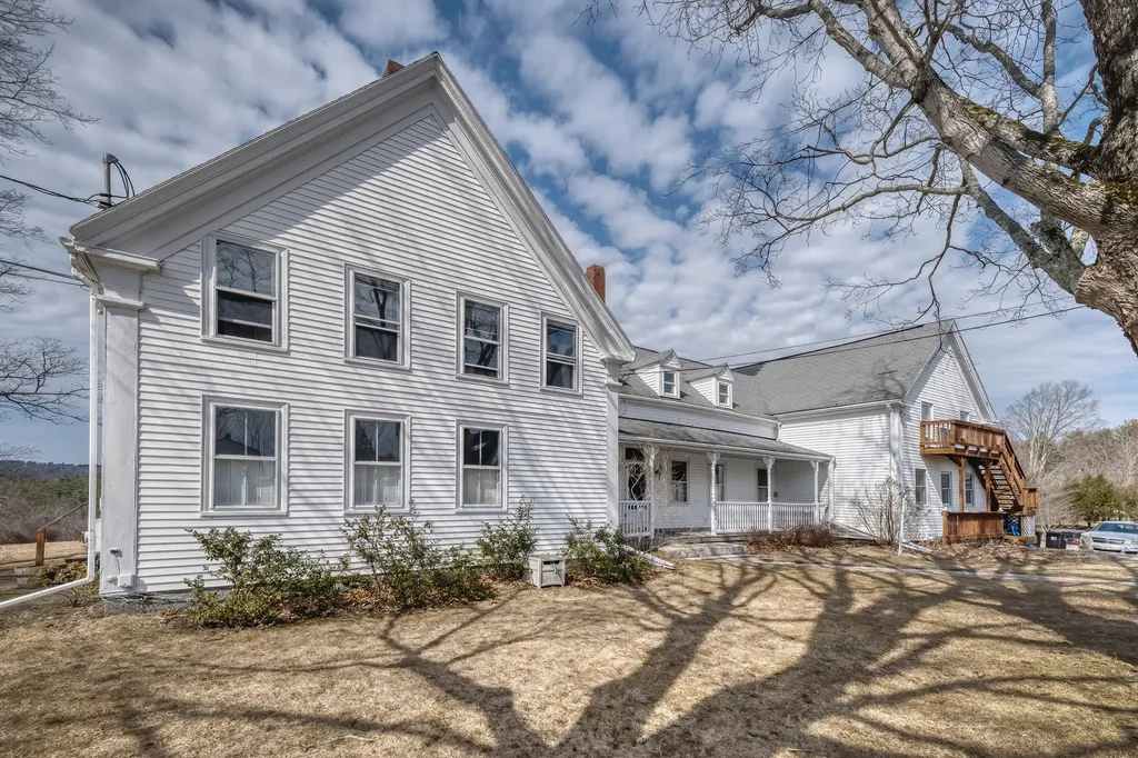 552 Main Street Damariscotta ME 04543