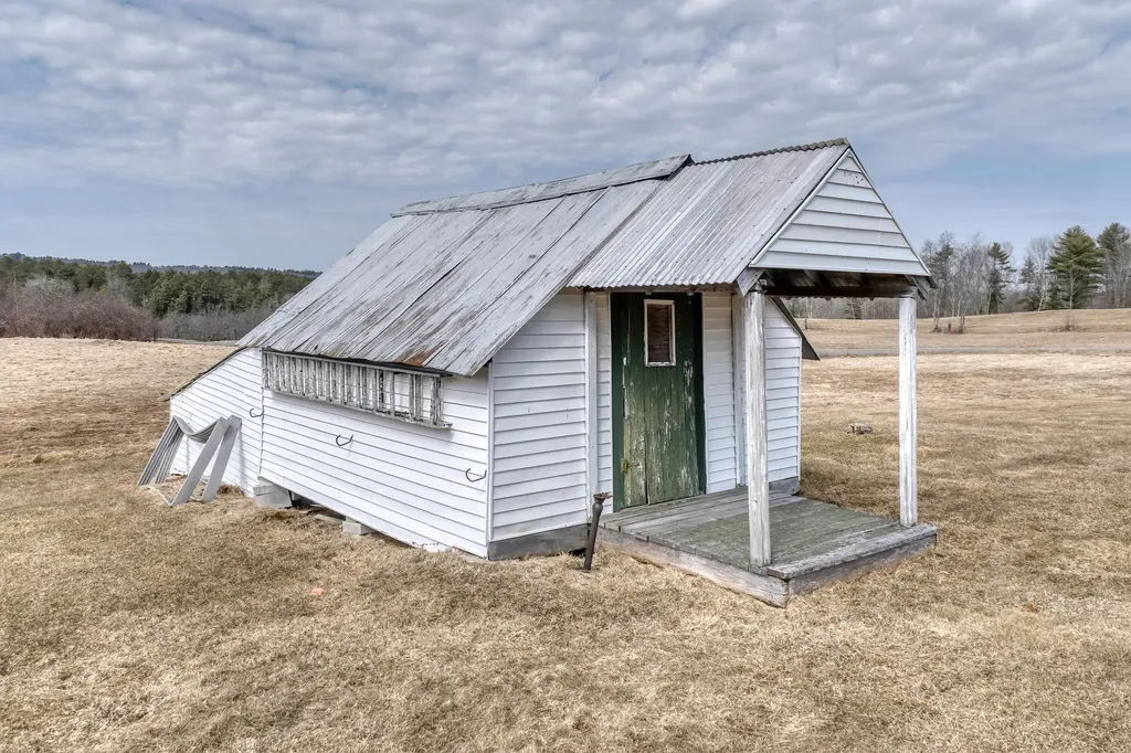 552 Main Street Damariscotta ME 04543