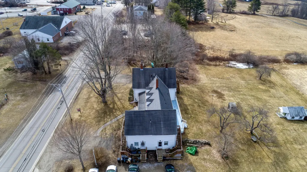 552 Main Street Damariscotta ME 04543