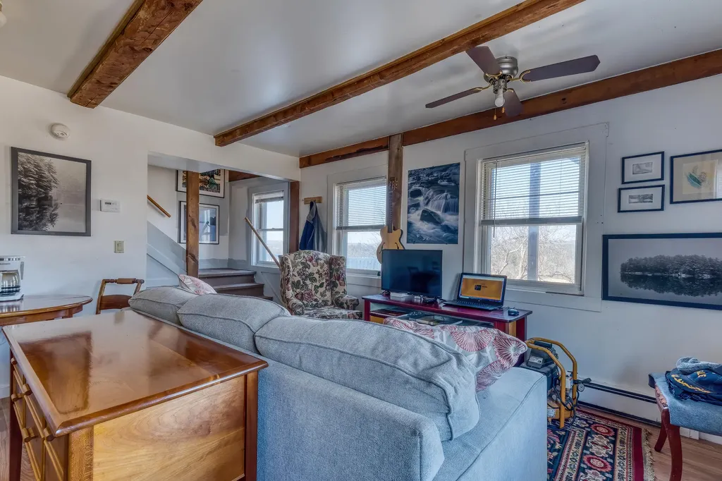 552 Main Street Damariscotta ME 04543
