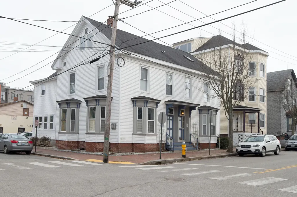 16-18 Cumberland Avenue Portland ME 04101