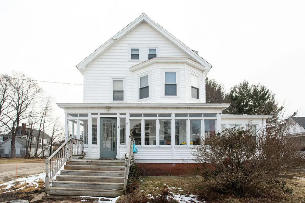 3 Storer Street Sanford ME 04073