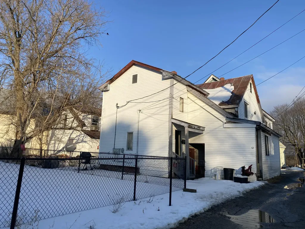 42 Carey Lane Waterville ME 04901