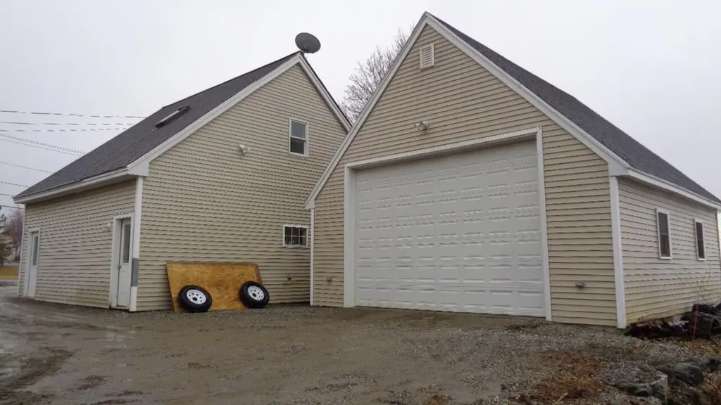 173 Pleasant Street Rockland ME 04841