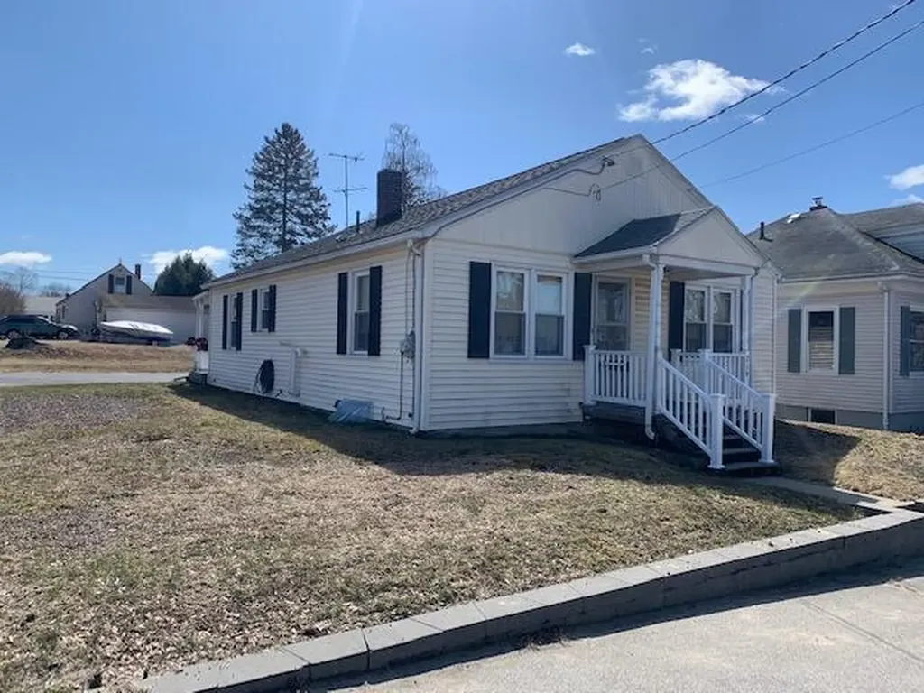 219 Webber Avenue Lewiston ME 04240
