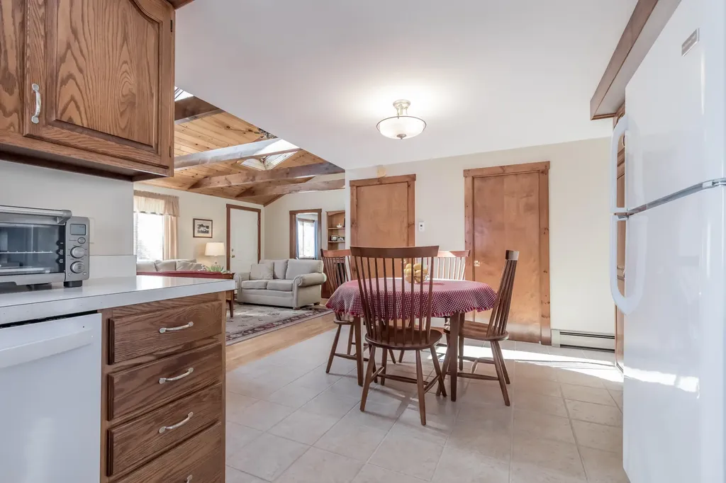 57 Burnell Drive Yarmouth ME 04096