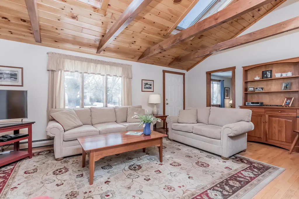 57 Burnell Drive Yarmouth ME 04096