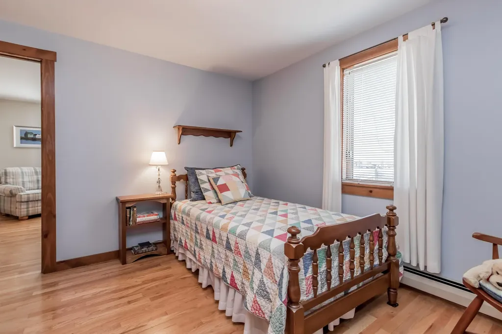 57 Burnell Drive Yarmouth ME 04096