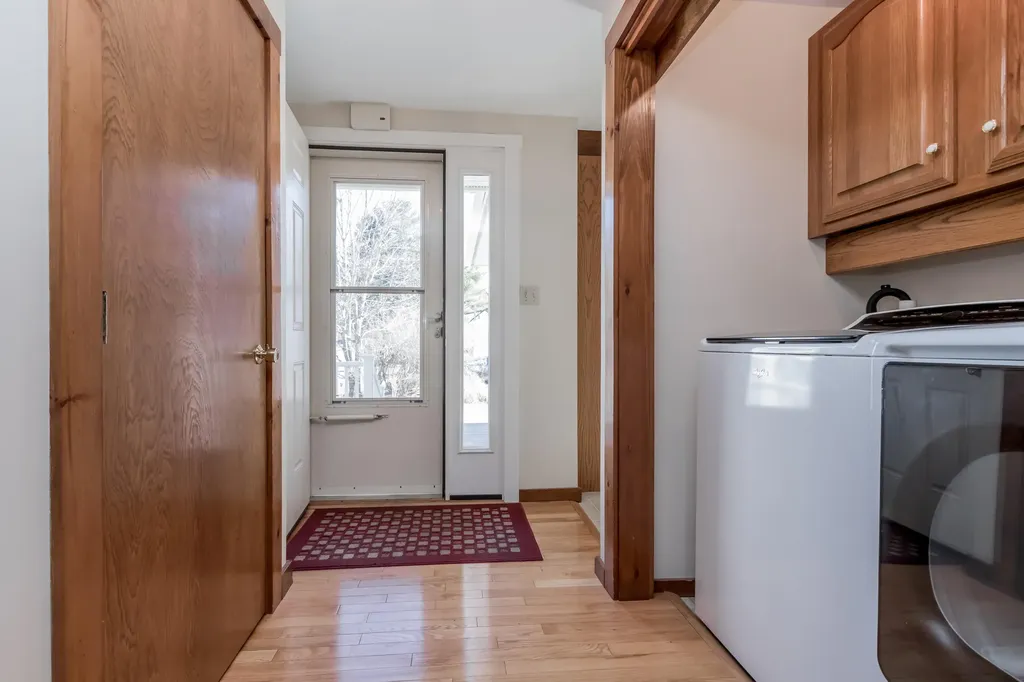57 Burnell Drive Yarmouth ME 04096