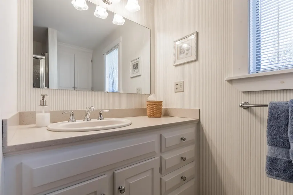 57 Burnell Drive Yarmouth ME 04096