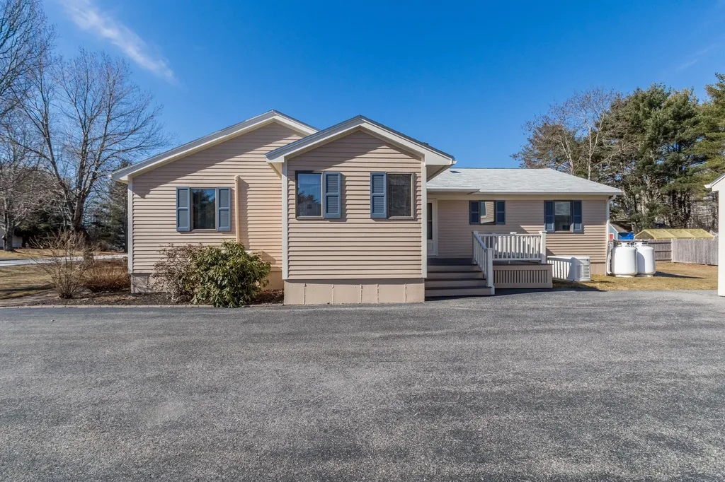 57 Burnell Drive Yarmouth ME 04096