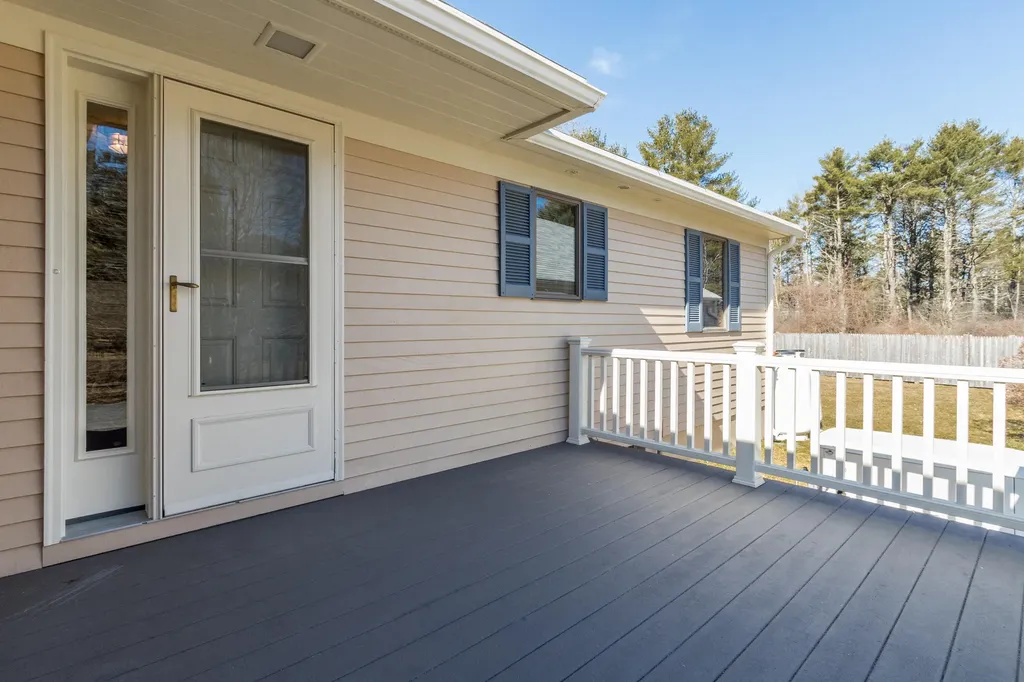 57 Burnell Drive Yarmouth ME 04096
