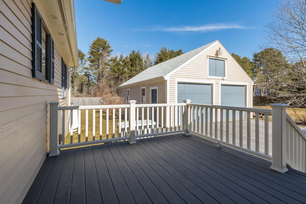 57 Burnell Drive Yarmouth ME 04096