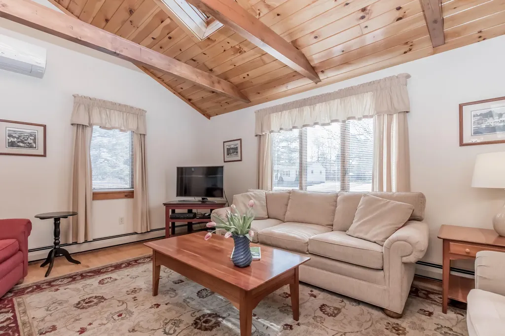 57 Burnell Drive Yarmouth ME 04096