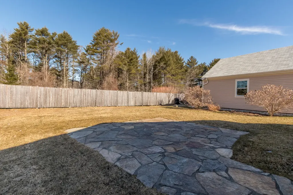 57 Burnell Drive Yarmouth ME 04096