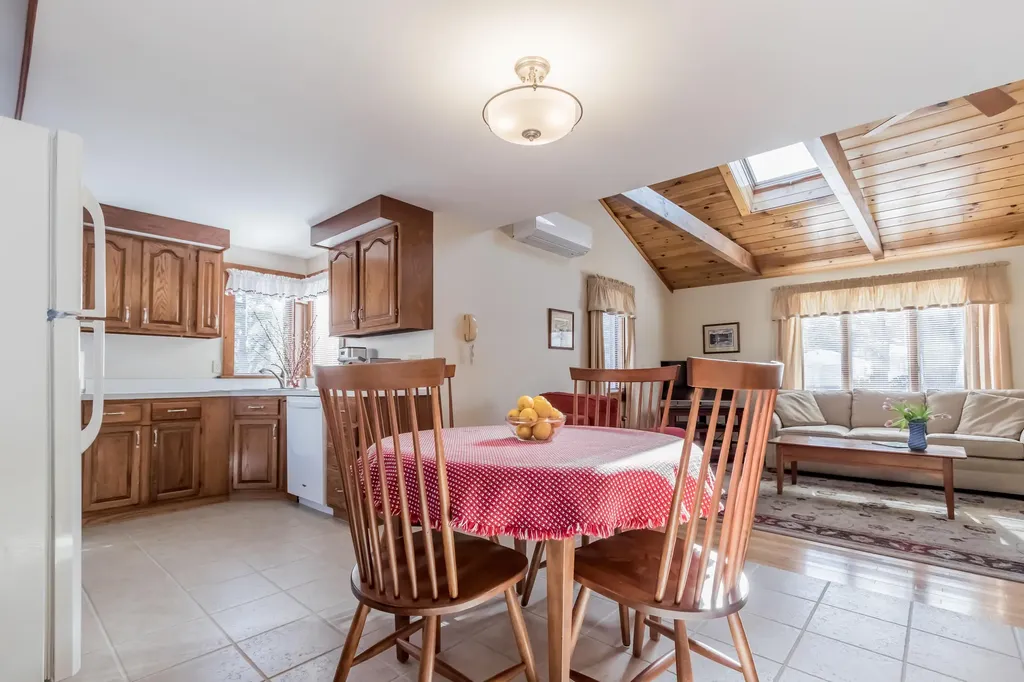 57 Burnell Drive Yarmouth ME 04096