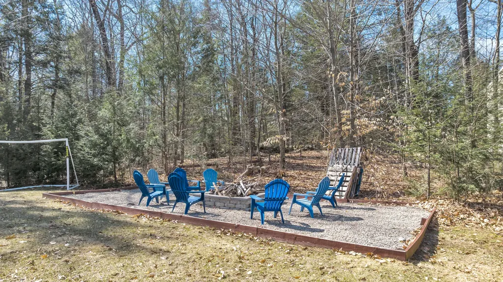 21 Evans Road Barrington NH 03825