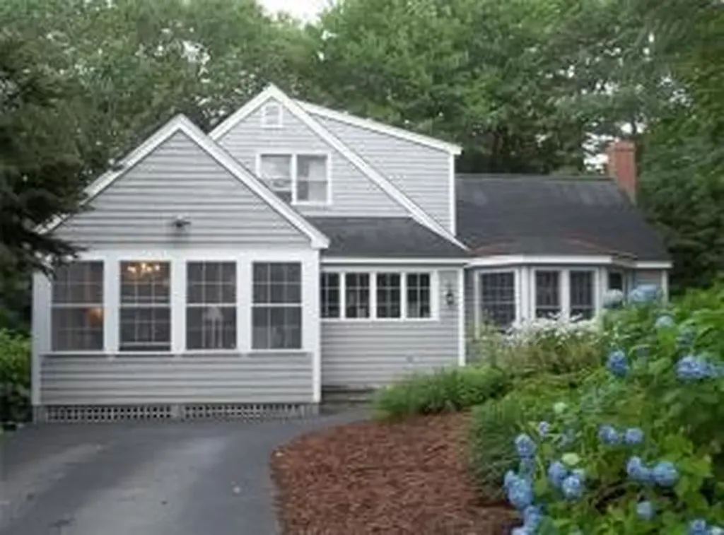 57 School Street Kennebunkport ME 04046