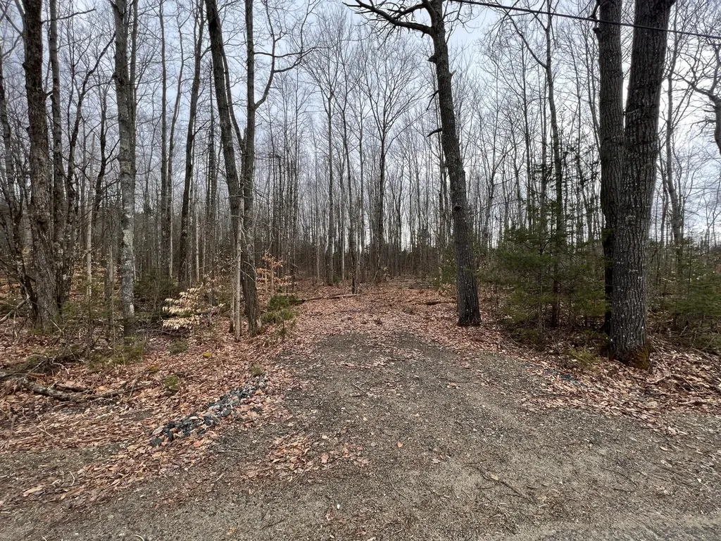 172 Simon Road Waldoboro ME 04572