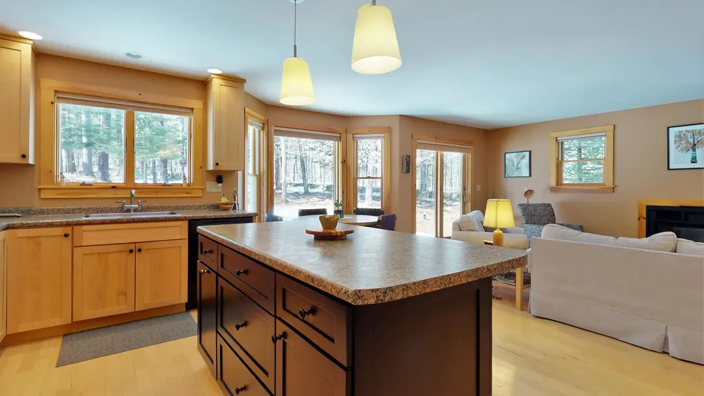 28 Bramble Road Bridgton ME 04009
