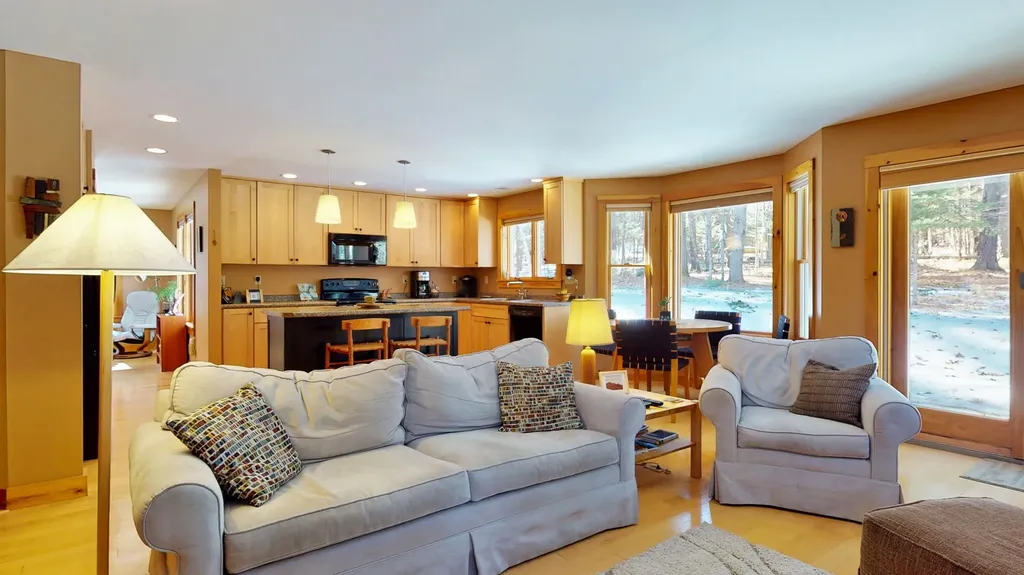 28 Bramble Road Bridgton ME 04009