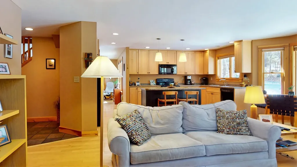 28 Bramble Road Bridgton ME 04009