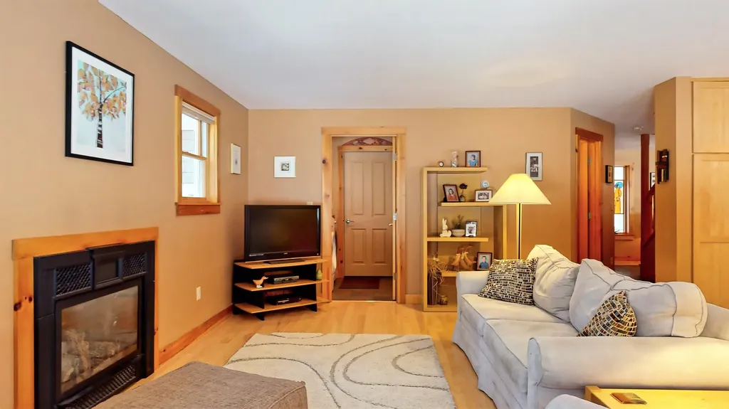 28 Bramble Road Bridgton ME 04009
