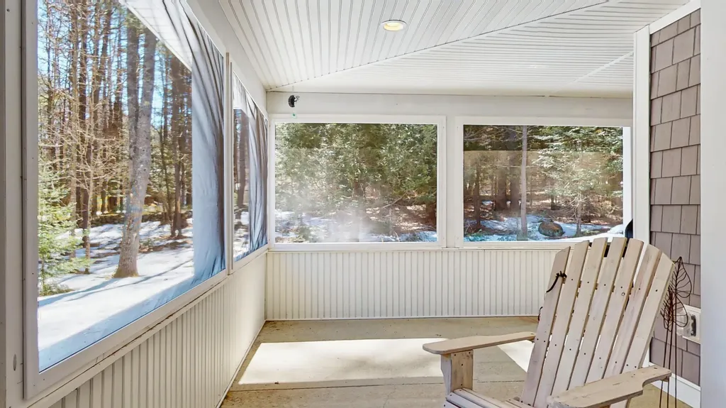28 Bramble Road Bridgton ME 04009