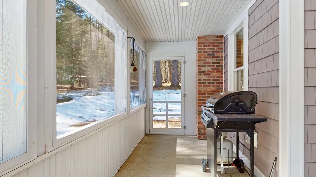 28 Bramble Road Bridgton ME 04009